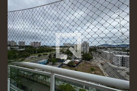 Casa de condomínio à venda com 196m², 2 quartos e 1 vaga Casa de condomínio à venda com 196m², 2 quartos e 1 vagaÁrea externa
