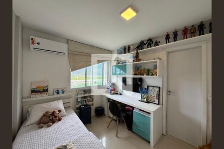 Casa de condomínio à venda com 196m², 2 quartos e 1 vaga Casa de condomínio à venda com 196m², 2 quartos e 1 vagaQuarto