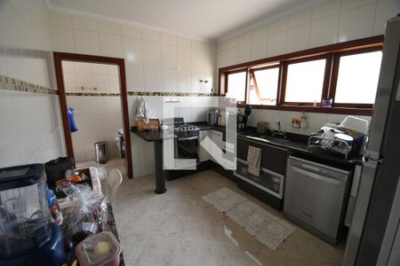 Casa para alugar com 275m², 3 quartos e 5 vagasCozinha