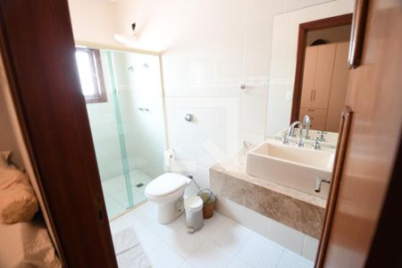 Casa para alugar com 275m², 3 quartos e 5 vagasBanheiro 2