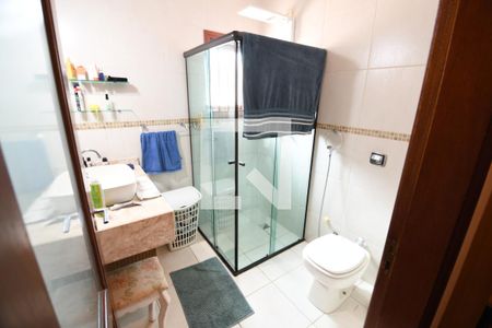 Casa para alugar com 275m², 3 quartos e 5 vagasBanheiro 1