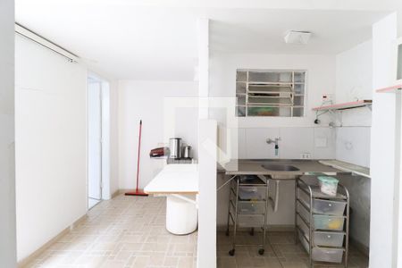 Casa à venda com 230m², 3 quartos e 1 vaga Casa à venda com 230m², 3 quartos e 1 vagaCozinha