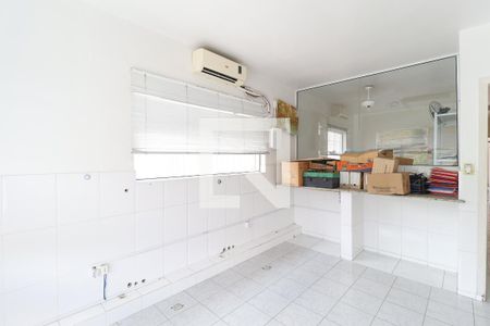 Casa à venda com 230m², 3 quartos e 1 vaga Casa à venda com 230m², 3 quartos e 1 vagaQuarto