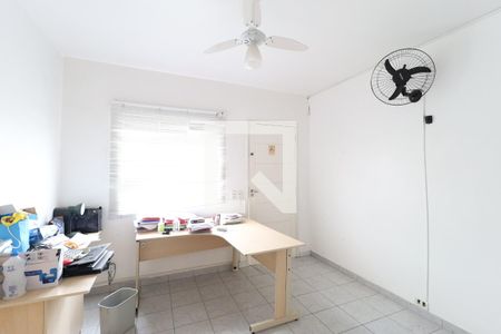 Casa à venda com 230m², 3 quartos e 1 vaga Casa à venda com 230m², 3 quartos e 1 vagaSuíte