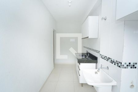 Apartamento para alugar com 57m², 2 quartos e 1 vaga Apartamento para alugar com 57m², 2 quartos e 1 vagaCozinha e Área de Serviço