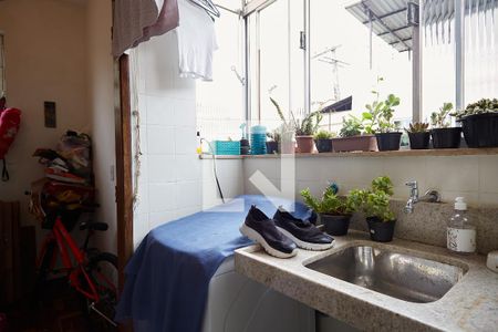 Apartamento à venda com 60m², 2 quartos e 1 vagaÁrea de Serviço