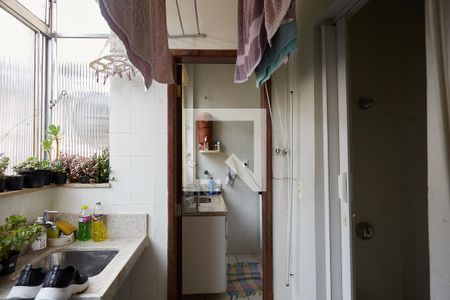 Apartamento à venda com 60m², 2 quartos e 1 vagaÁrea de Serviço