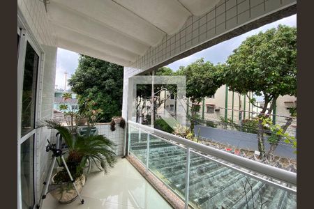 Casa à venda com 120m², 4 quartos e 1 vaga Casa à venda com 120m², 4 quartos e 1 vagaVaranda do Quarto 4