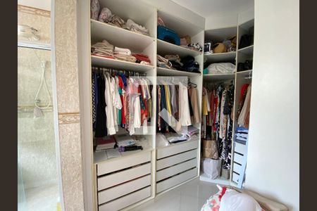 Casa à venda com 120m², 4 quartos e 1 vaga Casa à venda com 120m², 4 quartos e 1 vagaCloset do Quarto 3