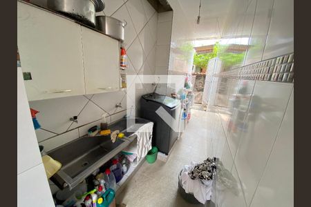 Casa à venda com 120m², 4 quartos e 1 vaga Casa à venda com 120m², 4 quartos e 1 vagaÁrea de Serviço