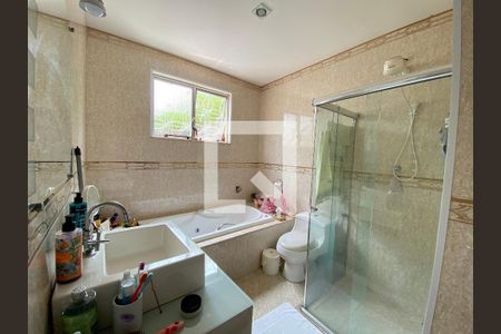 Casa à venda com 120m², 4 quartos e 1 vaga Casa à venda com 120m², 4 quartos e 1 vagaBanheiro do Quarto 3