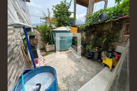 Casa à venda com 120m², 4 quartos e 1 vaga Casa à venda com 120m², 4 quartos e 1 vagaQuintal