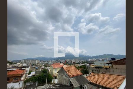 Casa à venda com 120m², 4 quartos e 1 vaga Casa à venda com 120m², 4 quartos e 1 vagaVista