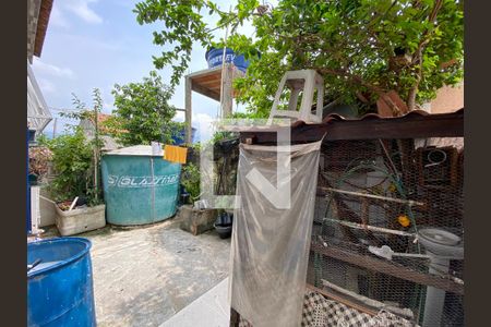 Casa à venda com 120m², 4 quartos e 1 vaga Casa à venda com 120m², 4 quartos e 1 vagaQuintal