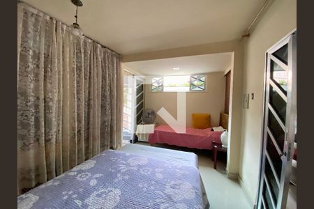 Casa à venda com 120m², 4 quartos e 1 vaga Casa à venda com 120m², 4 quartos e 1 vagaQuarto 1