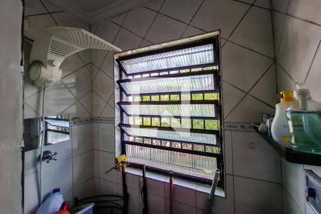 Casa à venda com 200m², 4 quartos e 2 vagasBanheiro