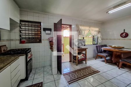 Casa à venda com 200m², 4 quartos e 2 vagasCozinha