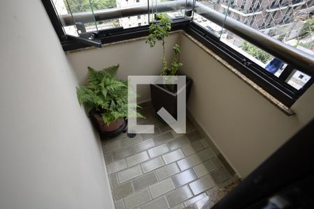 Apartamento à venda com 106m², 3 quartos e 2 vagasSuíte