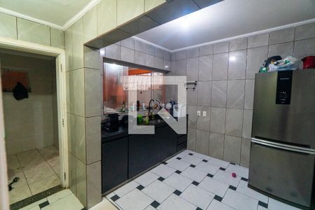 Casa à venda com 180m², 3 quartos e 2 vagas Casa à venda com 180m², 3 quartos e 2 vagasCozinha