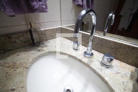 Apartamento à venda com 102m², 3 quartos e 1 vagaBanheiro da Suíte 2