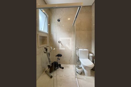 Casa de condomínio à venda com 510m², 4 quartos e 5 vagasBanheiro da Suíte 3