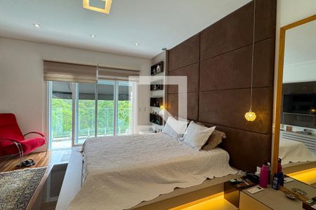 Casa de condomínio à venda com 510m², 4 quartos e 5 vagasSuíte 1