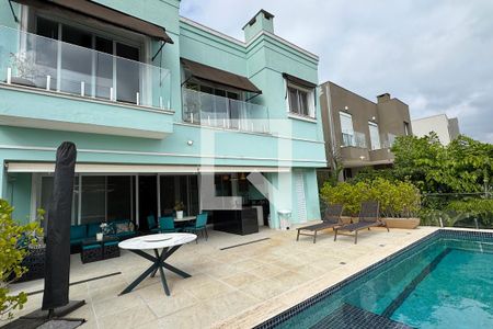 Casa de condomínio à venda com 510m², 4 quartos e 5 vagasPiscina