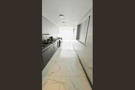 Apartamento à venda com 232m², 4 quartos e 2 vagas Apartamento à venda com 232m², 4 quartos e 2 vagasÁrea comum