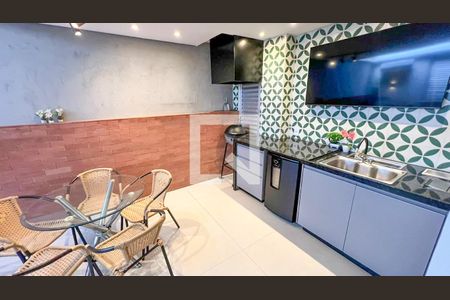 Apartamento à venda com 232m², 4 quartos e 2 vagas Apartamento à venda com 232m², 4 quartos e 2 vagasCopa