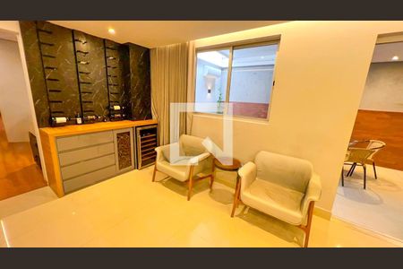 Apartamento à venda com 232m², 4 quartos e 2 vagas Apartamento à venda com 232m², 4 quartos e 2 vagasÁrea comum