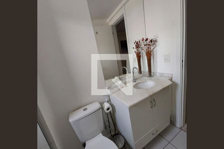 Apartamento à venda com 62m², 2 quartos e 1 vaga Apartamento à venda com 62m², 2 quartos e 1 vagaBanheiro