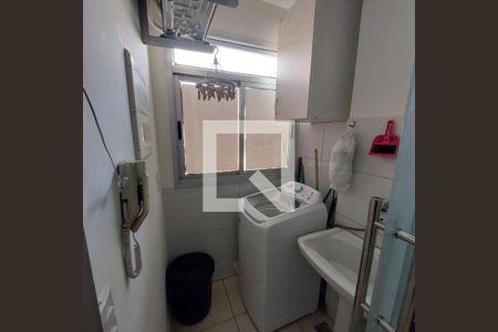 Apartamento à venda com 62m², 2 quartos e 1 vaga Apartamento à venda com 62m², 2 quartos e 1 vagaÁrea de Serviço