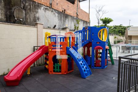 Apartamento para alugar com 38m², 2 quartos e 1 vaga Apartamento para alugar com 38m², 2 quartos e 1 vagaÁrea Comum - Playground