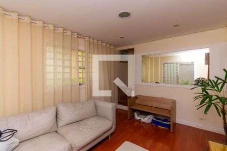 Casa à venda com 280m², 4 quartos e 2 vagas Casa à venda com 280m², 4 quartos e 2 vagasCasa 2 - Sala