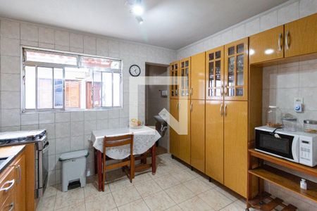 Casa à venda com 180m², 3 quartos e 2 vagas Casa à venda com 180m², 3 quartos e 2 vagasCozinha