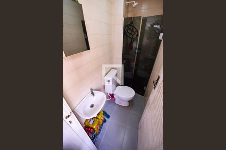 Apartamento à venda com 200m², 3 quartos e 2 vagas Apartamento à venda com 200m², 3 quartos e 2 vagasBanheiro de Serviço