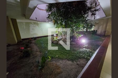 Apartamento à venda com 200m², 3 quartos e 2 vagas Apartamento à venda com 200m², 3 quartos e 2 vagasÁrea comum