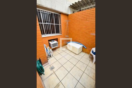 Apartamento à venda com 200m², 3 quartos e 2 vagas Apartamento à venda com 200m², 3 quartos e 2 vagasCobertura