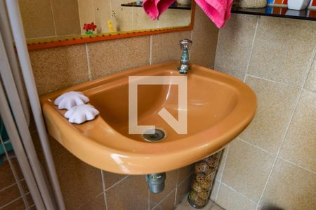 Apartamento à venda com 200m², 3 quartos e 2 vagas Apartamento à venda com 200m², 3 quartos e 2 vagasBanheiro Cobertura