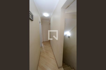 Casa de condomínio à venda com 114m², 3 quartos e 2 vagasCorredor