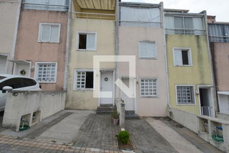 Casa de condomínio à venda com 114m², 3 quartos e 2 vagasFachada