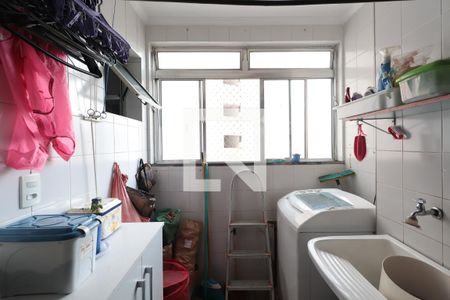 Apartamento à venda com 70m², 3 quartos e 1 vagaÁrea de Serviço