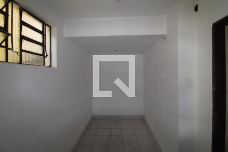 Casa à venda com 90m², 4 quartos e 2 vagasCozinha