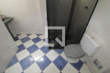 Casa à venda com 90m², 4 quartos e 2 vagasBanheiro