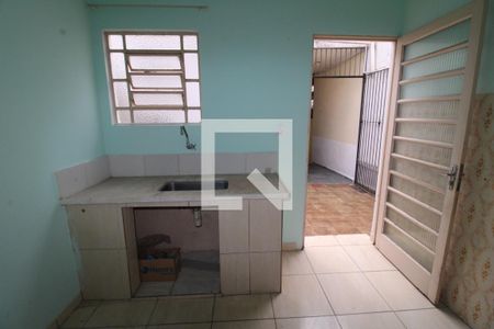 Casa à venda com 90m², 4 quartos e 2 vagasEdícula - Cozinha
