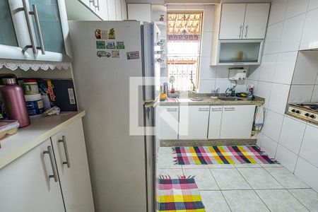 Casa à venda com 230m², 3 quartos e 6 vagas Casa à venda com 230m², 3 quartos e 6 vagasCozinha