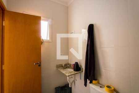 Apartamento à venda com 77m², 2 quartos e 1 vagaBanheiro do quarto 1