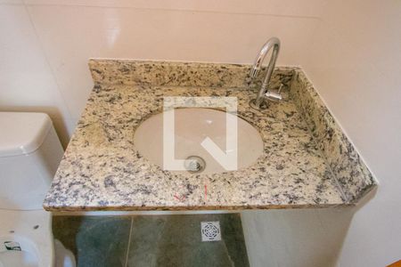 Apartamento à venda com 48m², 2 quartos e 1 vagaBanheiro do quarto 1