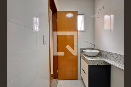 Casa à venda com 180m², 3 quartos e 4 vagas Casa à venda com 180m², 3 quartos e 4 vagasBanheiro da Suíte 2