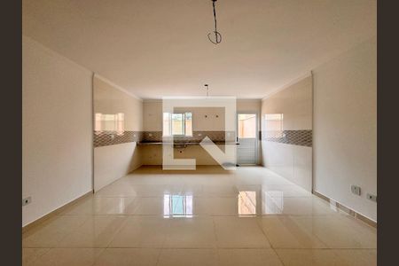 Casa à venda com 180m², 3 quartos e 4 vagas Casa à venda com 180m², 3 quartos e 4 vagasCozinha